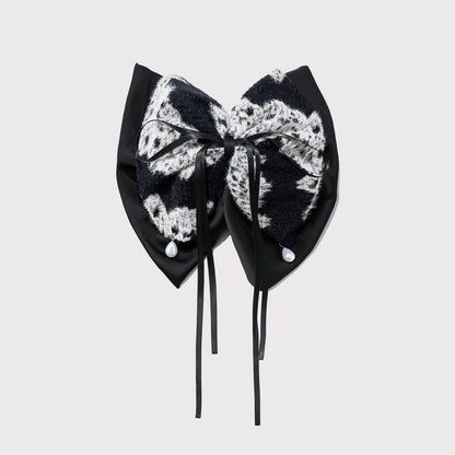 Beau - Vintage Two Tone Bow Claw Clip