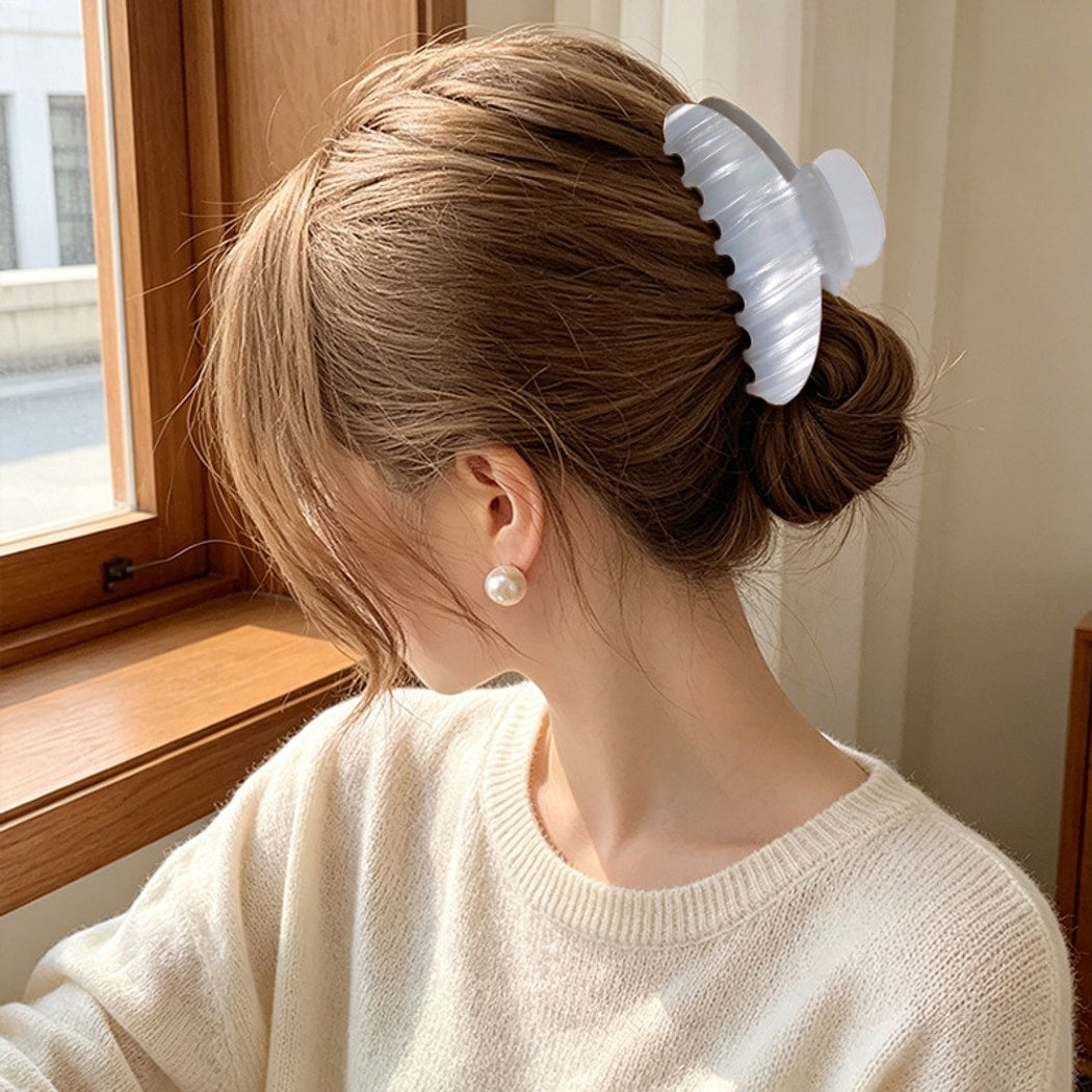 Beau - Pastel Toned Textured Claw Clip