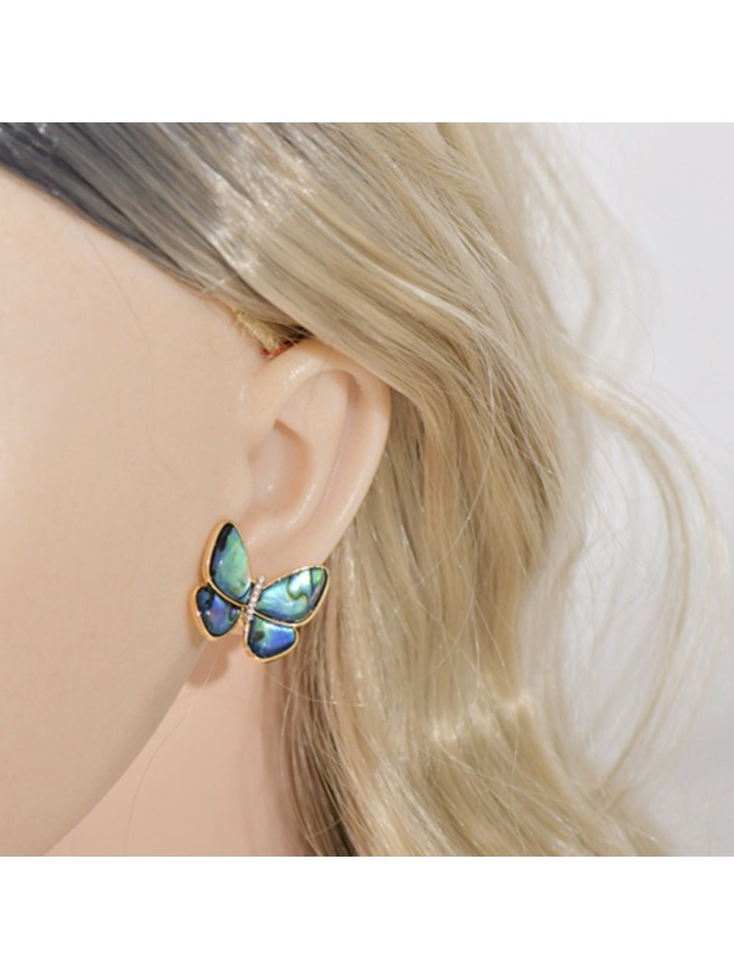 Earedge - Fashionable Butterfly-Shaped Stud Earrings