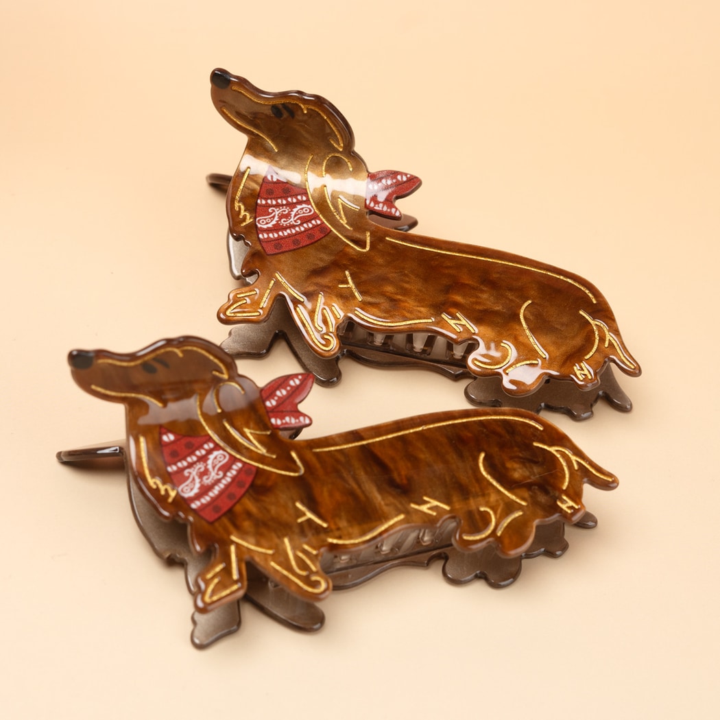 Beau - Golden Retriever Design PVC Claw Clip