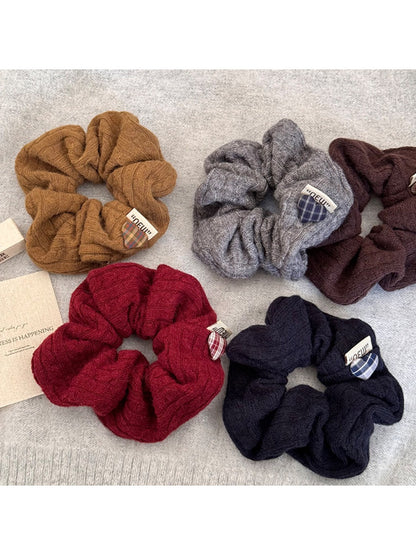 Gifty - Valentines Day Love Heart Scrunchie