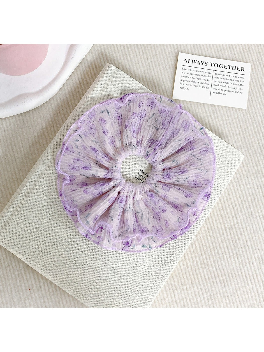 Gifty - Wrinkled Floral Hair Loop