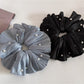 Gifty - Chic Vintage Glowing Scrunchie