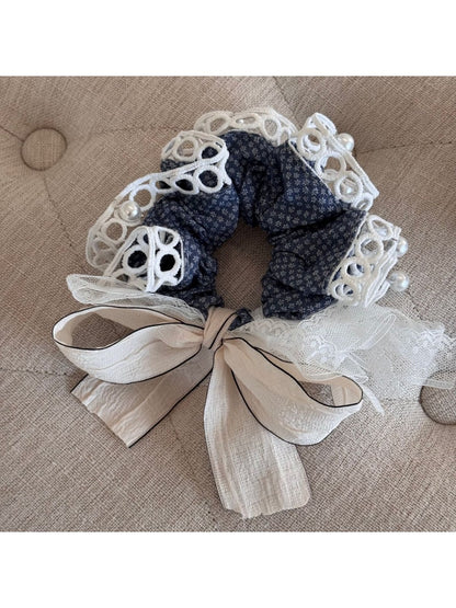 Gifty - Small Floral Print Scrunchie and Headband