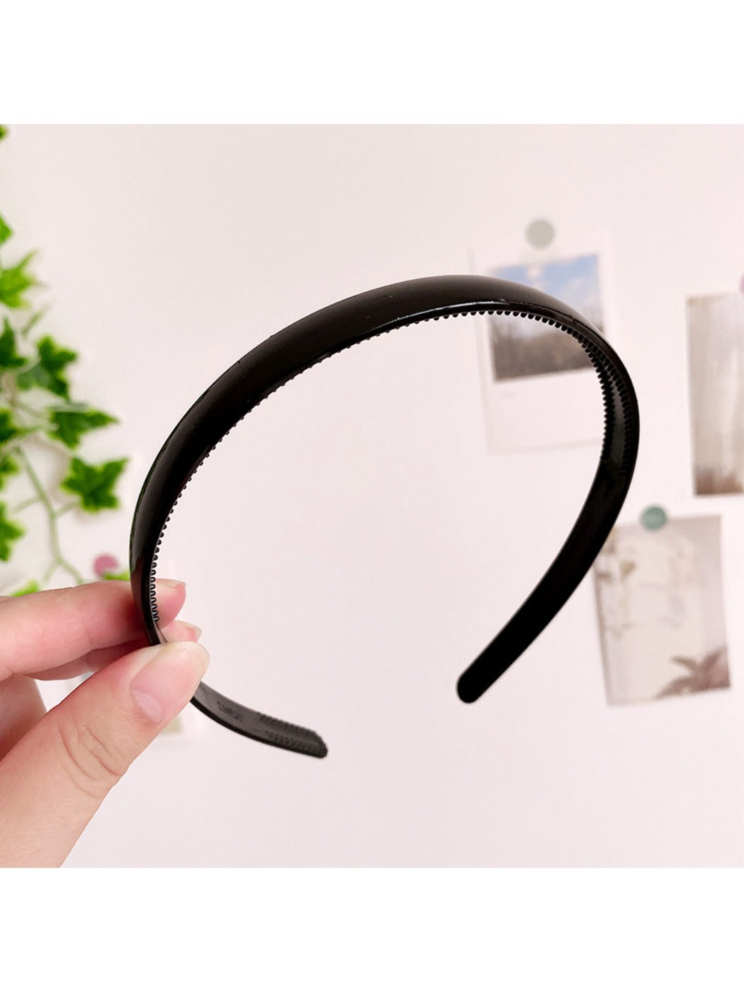 Gifty - Versatile Candy-Colored Headband