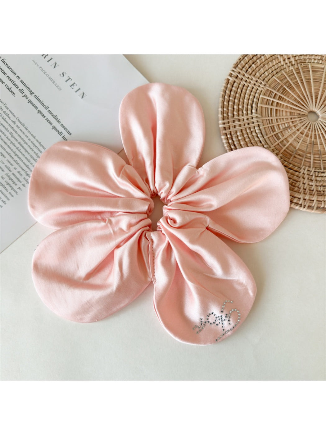 Gifty - Elegant Flower Hair Tie