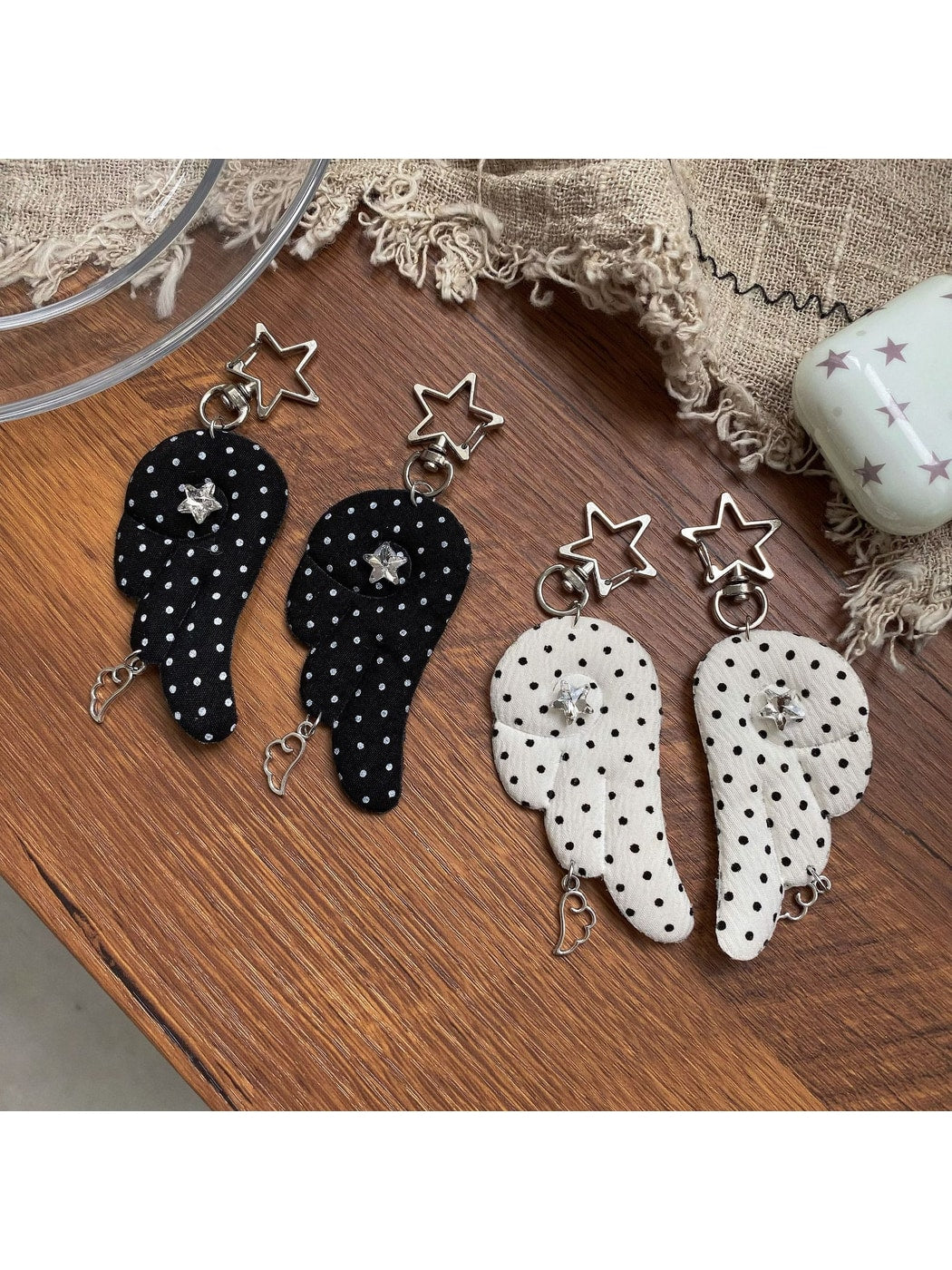Keypus - Retro Angel Wing Fabric Charm Alloy Keychain