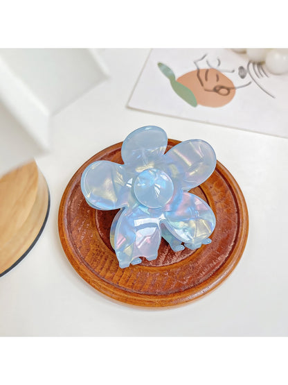 Beau - Minimalist Iridescent Hair Clip