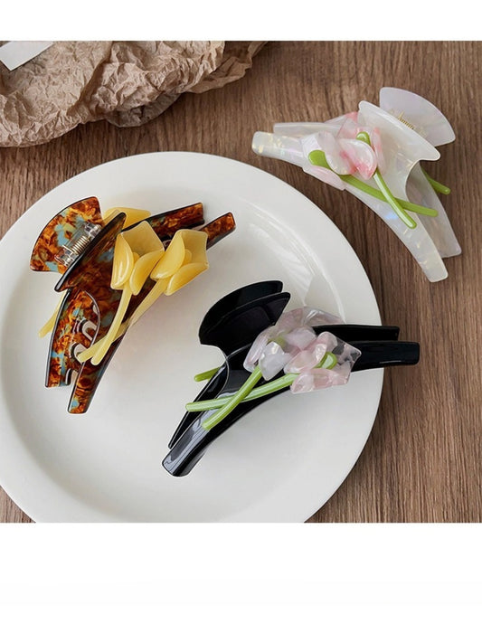 Beau - Minimalist Calla Lily Hair Claw Clip