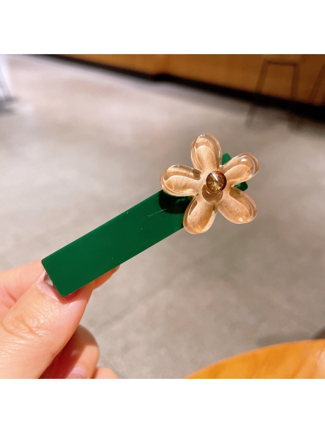 Beau - Single Color Flower Shaped Hair Clip