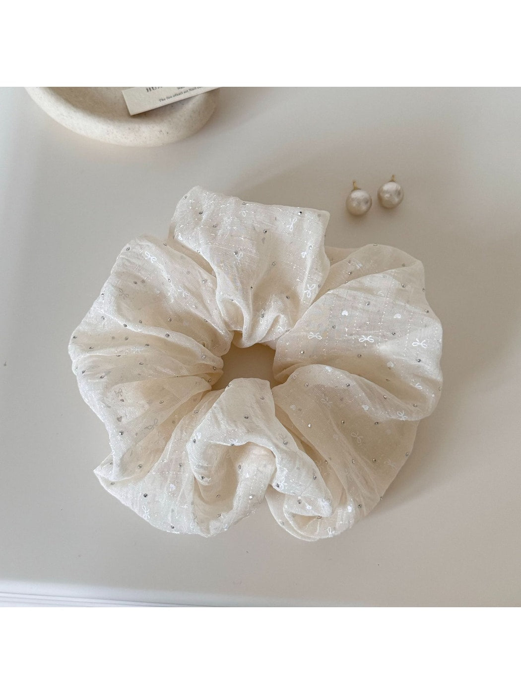Gifty - Sweet Style Bow Accent Hair Tie Scrunchie