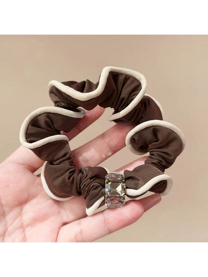 Gifty - Satin Fabric Scrunchie Hair Tie