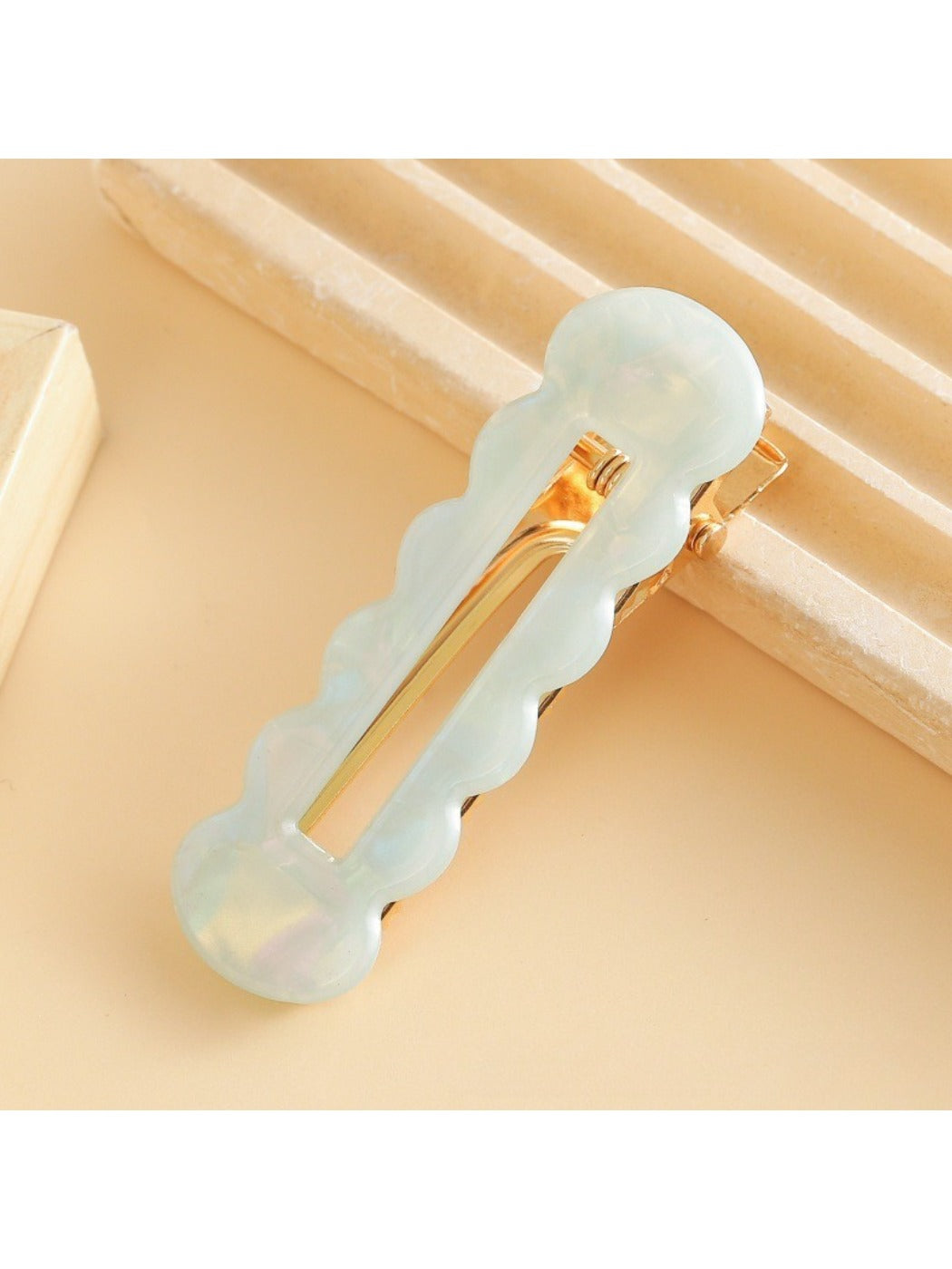 Beau - Colorful Hollowed Out Wave Shaped Hair Clip