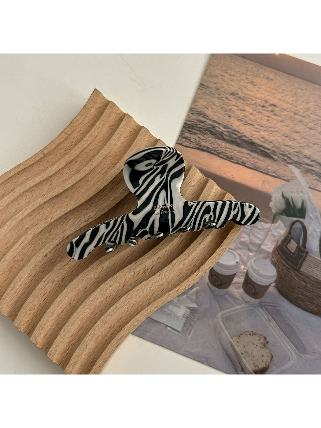 Beau - Elegant Ombre Hair Claw Clip
