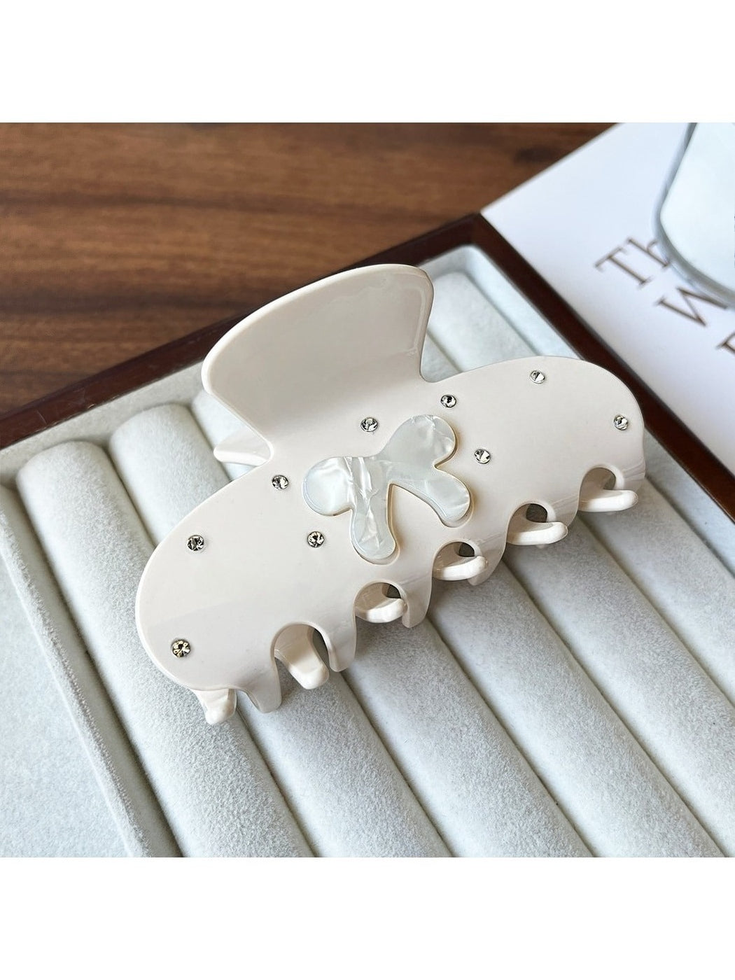 Beau - Bow Design Acetate Fiber Hair Claw Clip