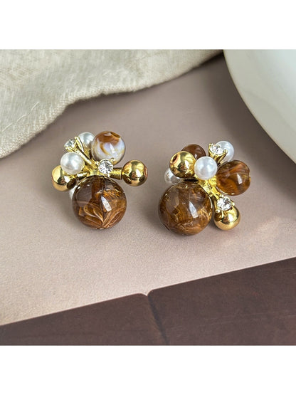 Earedge - Gentle & Elegant Stud Earrings