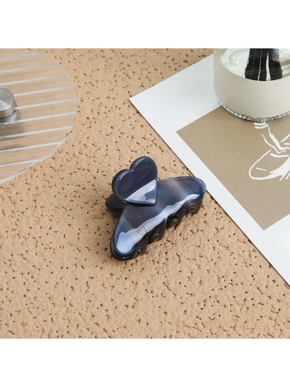 Beau - Elegant Heart Shaped Claw Clip