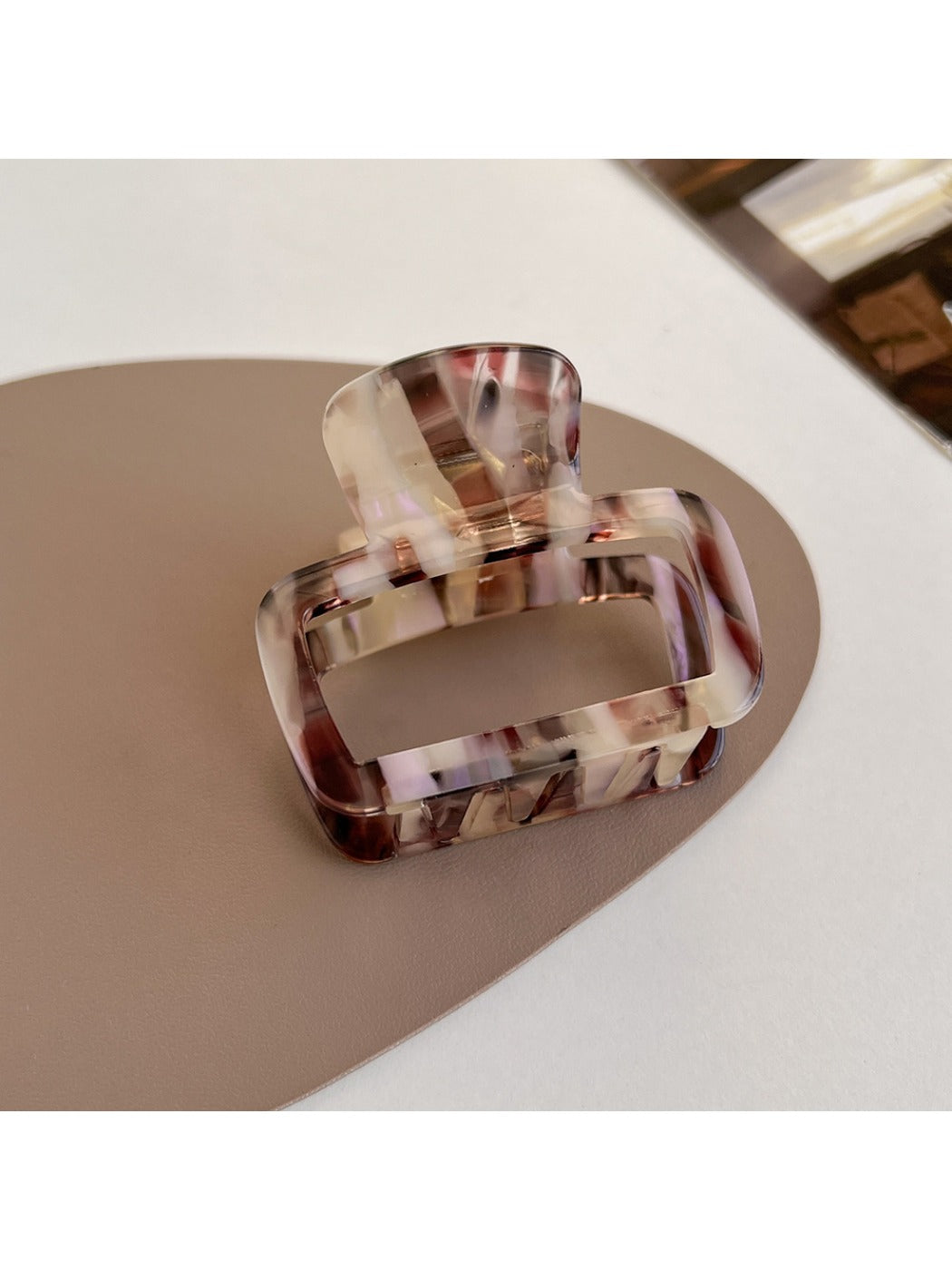 Beau - Square-Shaped Openwork Hair Clip