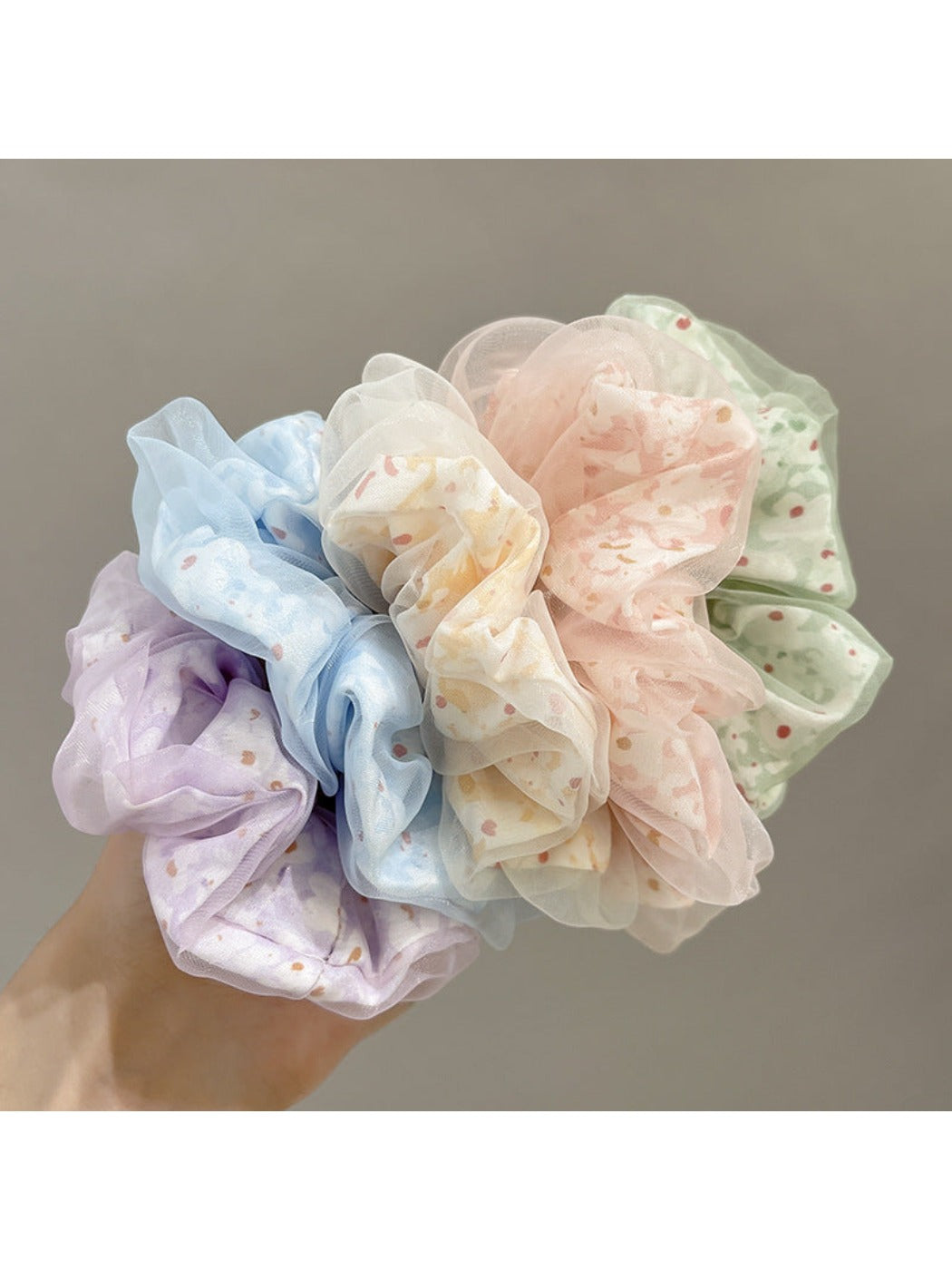 Gifty -  Double-Layer Mesh Daisy Scrunchies