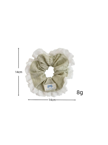 Gifty - Cream Lace Trimmed Scrunchie