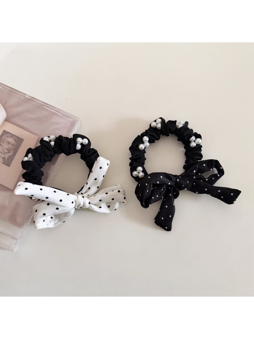 Gifty - Polka Dot Bow Hair Ring