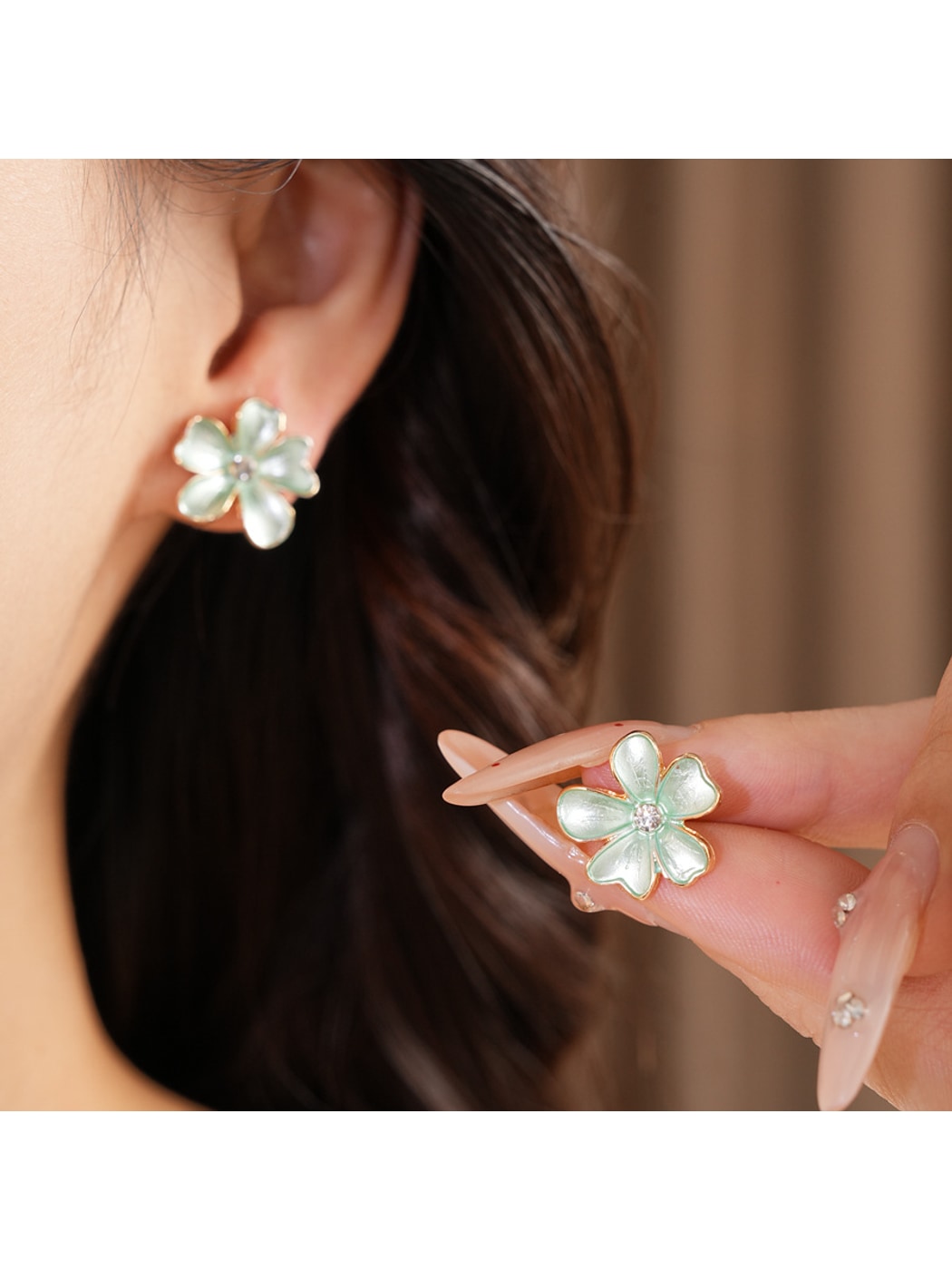Nozari - Alloy Floral Stud Earrings and Necklace Set