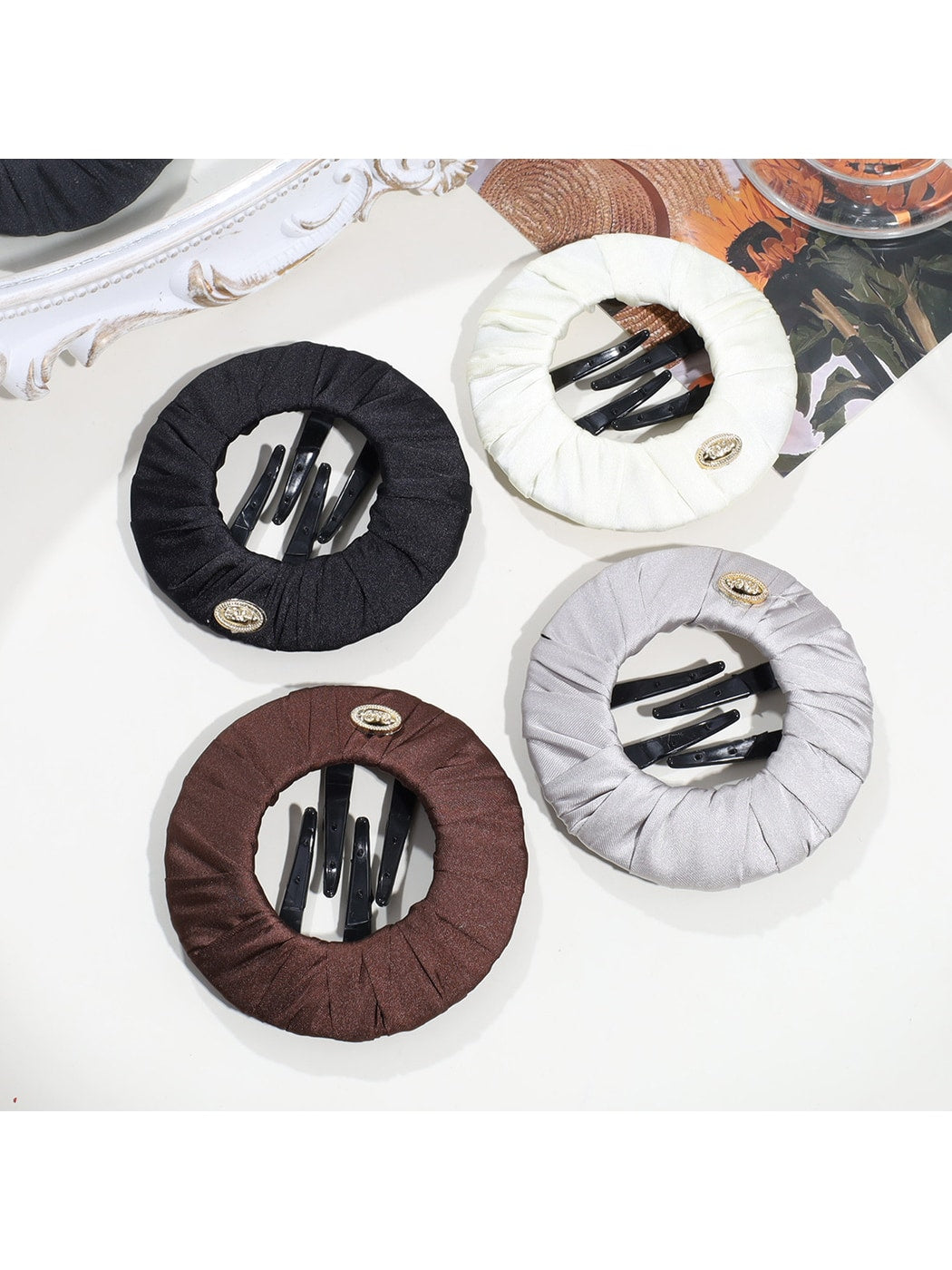Beau - Minimalist Flat Round Polyester Claw Clip