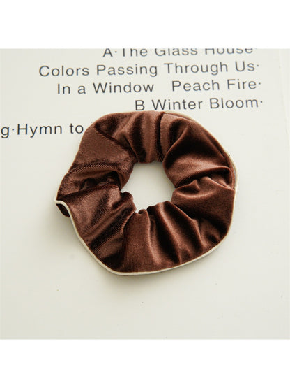 Gifty - Velvet Scrunchie Hair Ring