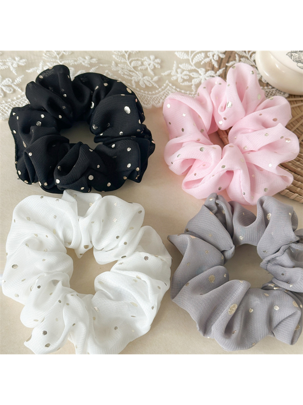 Gifty - Minimal Dot Elastic Hair Scrunchie