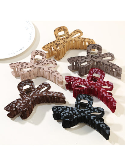 Beau - Leopard Print Bow Shaped Claw Clip