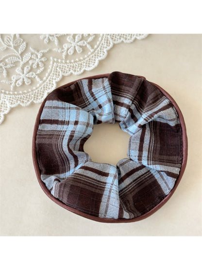 Gifty - Temperament Plaid Embroidery Scrunchie
