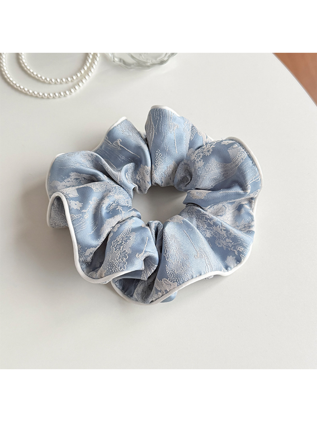 Gifty - Retro Ink Print Polyester Hair Scrunchie