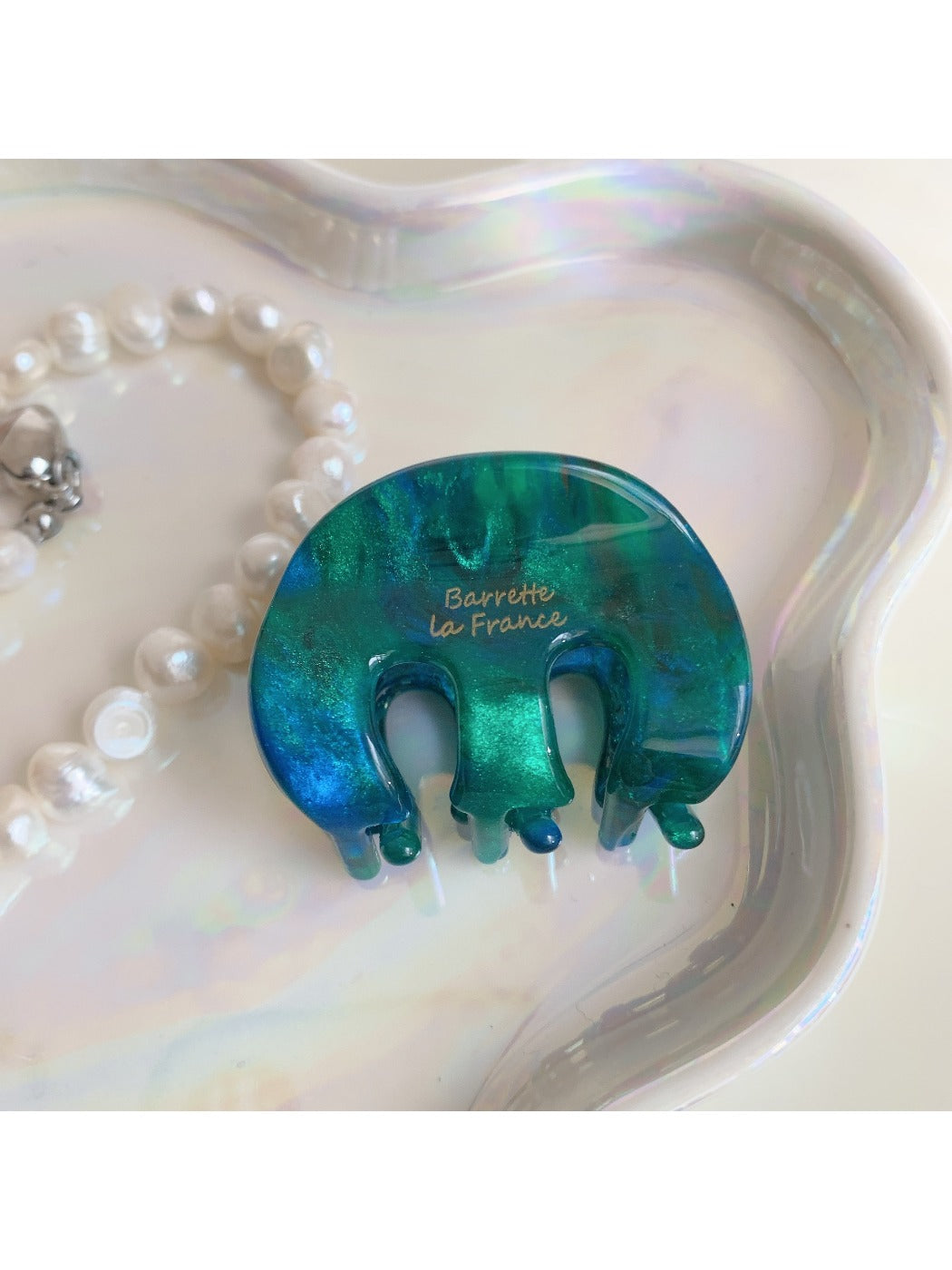 Beau - Cute Small M-Shaped Hair Clip