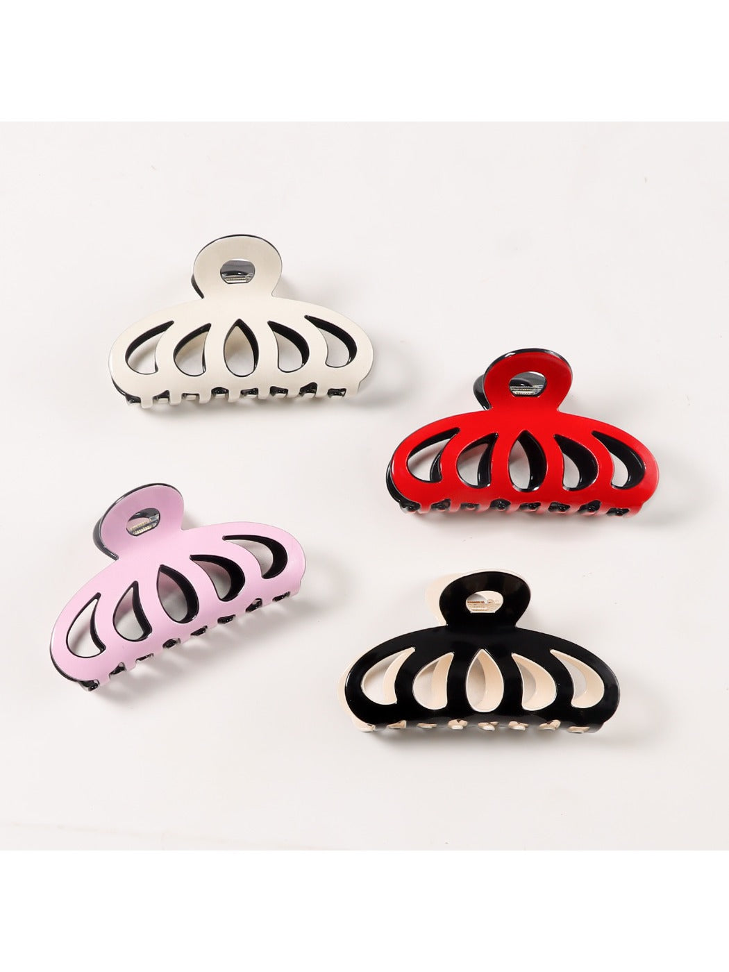 Beau - Color Block Hollow Out Claw Clip