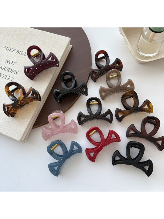 Beau - Minimalist Fork Shaped Hair Claw Clip