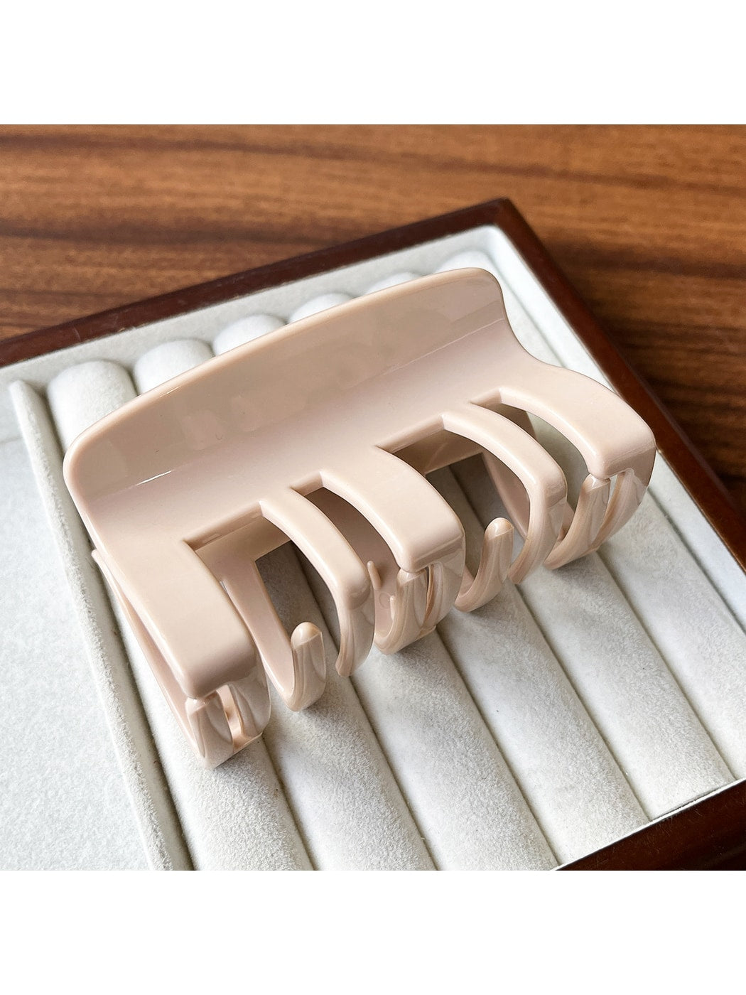 Beau - Minimal Geometric Women's Claw Hair Clip