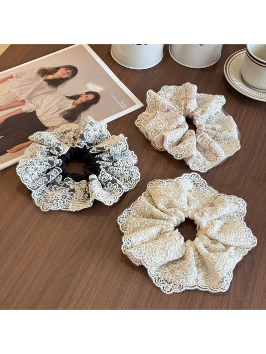 Gifty - Four Layer Lace Mesh Light Luxury Hair Circle