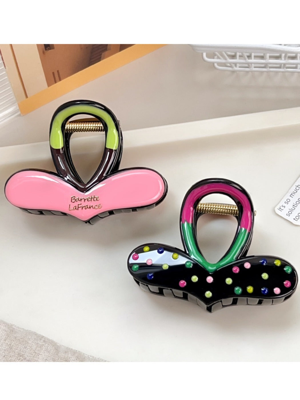 Beau - Heart Dot Hair Clip