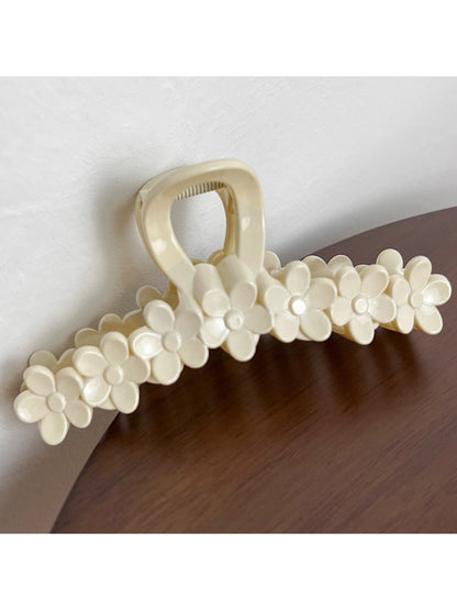 Beau - Sweet Minimalist Flower Shaped Claw Clip