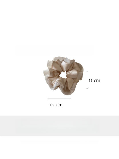 Gifty - Elegant Edged Satin Scrunchie