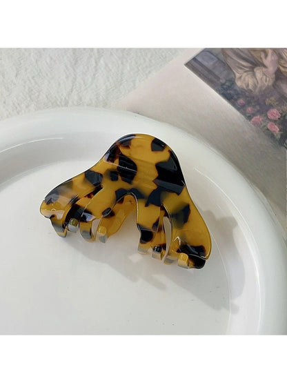 Beau - Exquisite Triangular Acetate Hair Clip