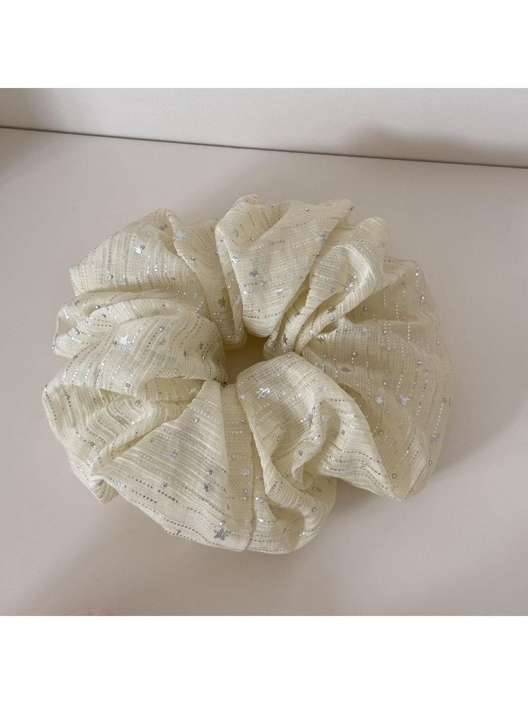 Gifty - Star Detail Textured Polyester Scrunchie