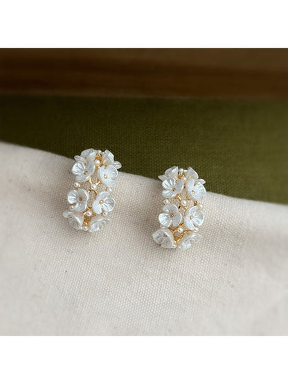 Earedge - Layered Floral White Earrings