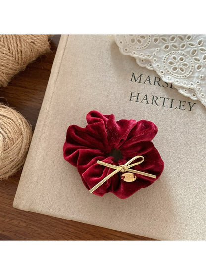 Gifty - Cloud Crinkle Scrunchie Hair Tie