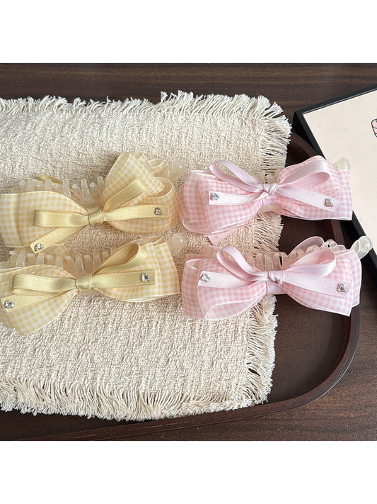 Beau - Plaid Bow Cartoon Style Banana Clip
