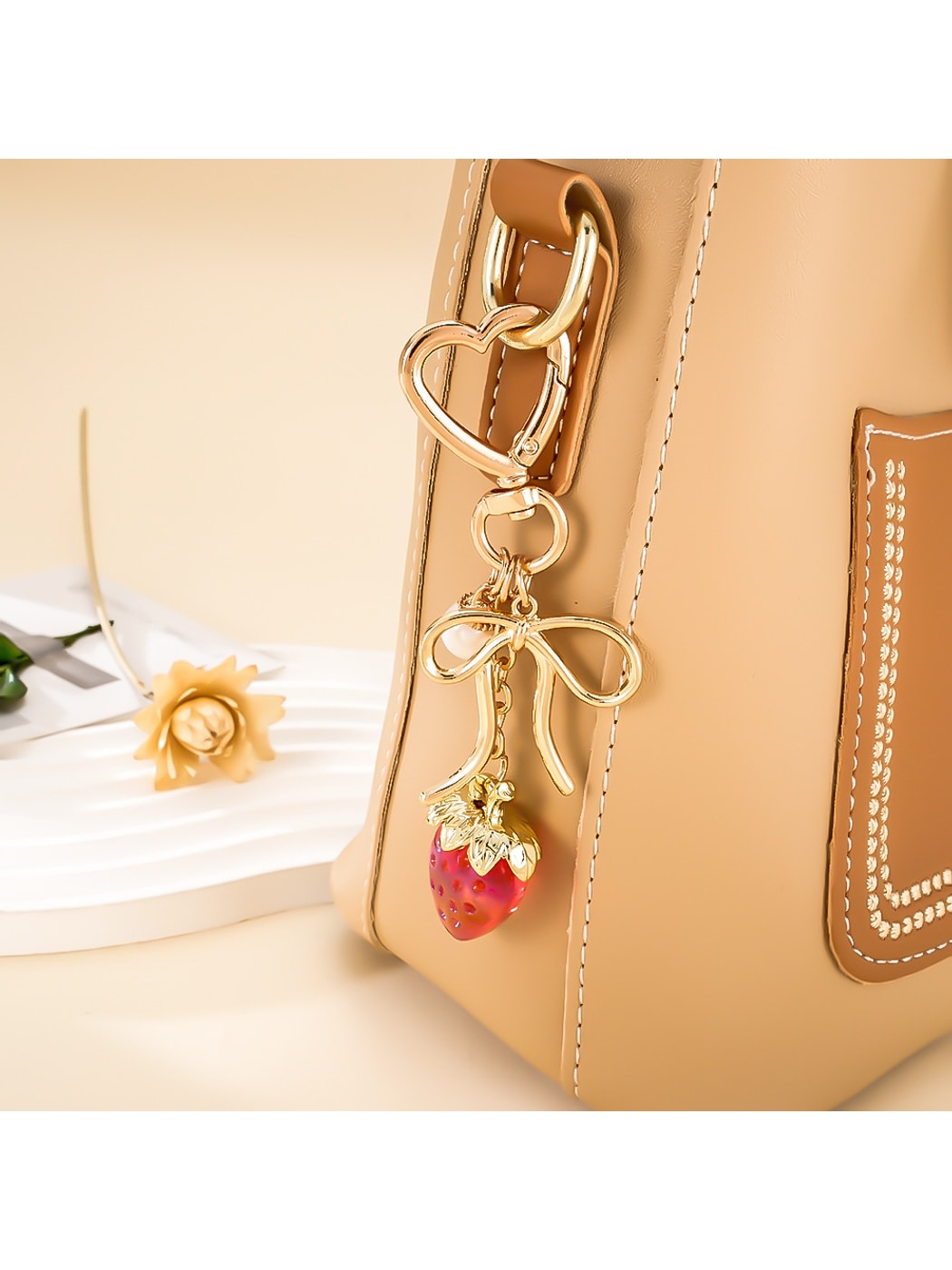 Keypus - Cartoon Strawberry Pendant Bow Bag Charm