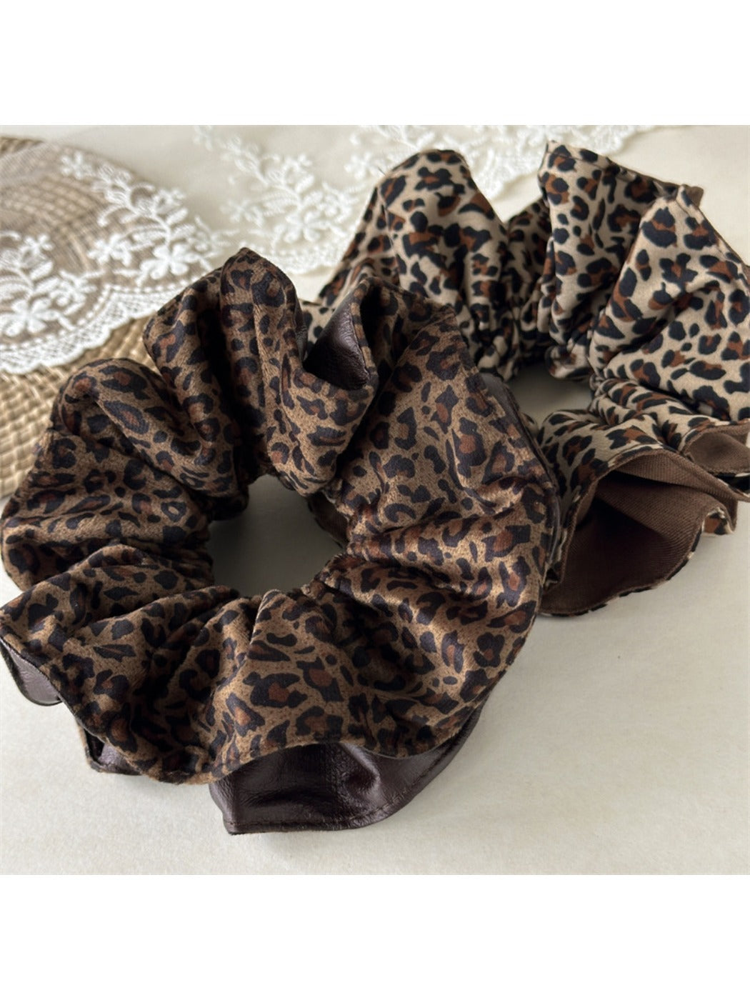 Gifty - Vintage Leopard Print Hair Ties