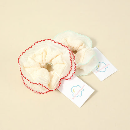 Gifty - Ruffled Lace Scrunchie
