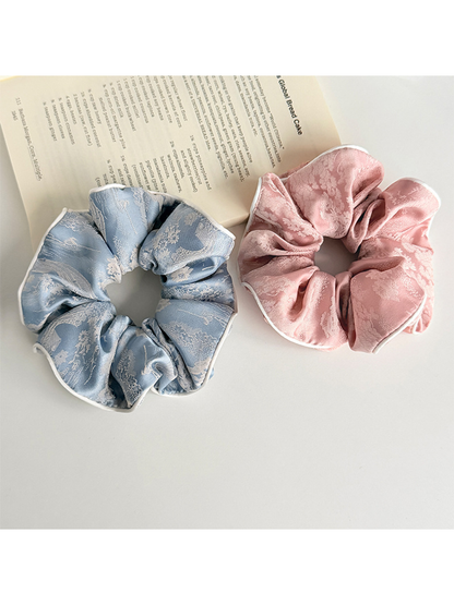 Gifty - Retro Ink Print Polyester Hair Scrunchie