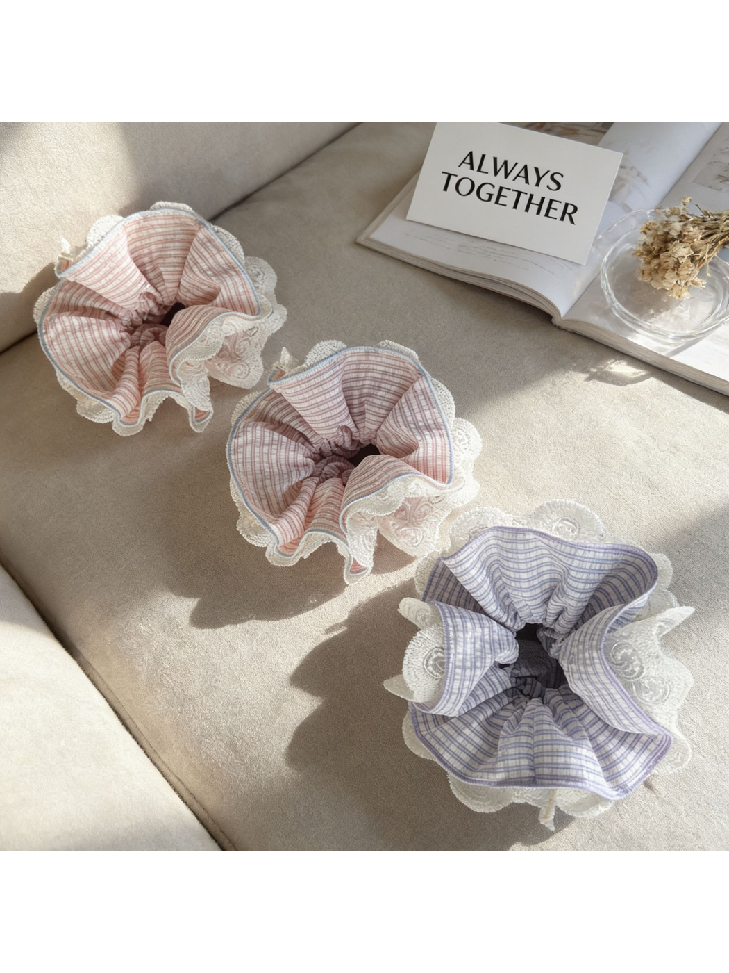 Gifty - Plaid Lace Trim High Stretch Scrunchie